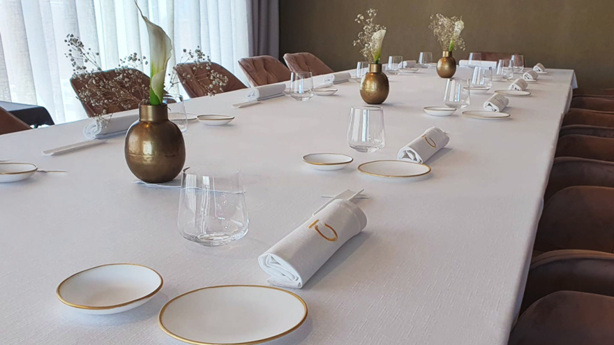 Mesa del restaurante DROMO en Badajoz