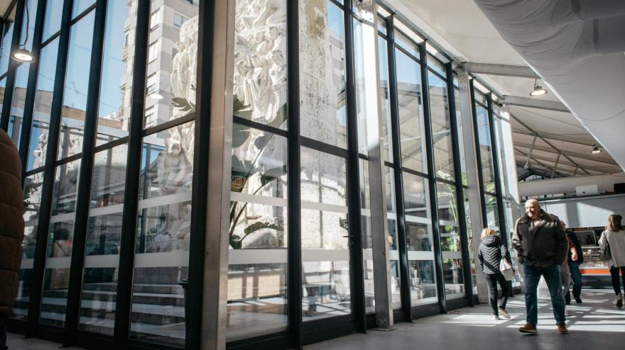 Mercado provisional ubicado en la plaza Santa Clara de Castellón