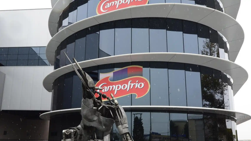 Campofrío recibe la licencia del Ayuntamiento de Burgos para invertir 1,4 millones de euros y alerta de la falta de trabajadores para cubrir la demanda