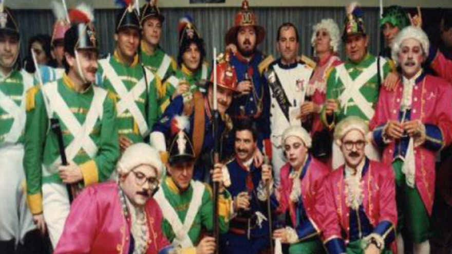 El Nombre da Igual junto a Agüitas y Ad Libitum, las tres ya tienen placa en el Paseo del Carnaval