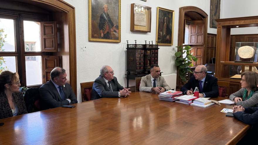 Reunión en el rectorado