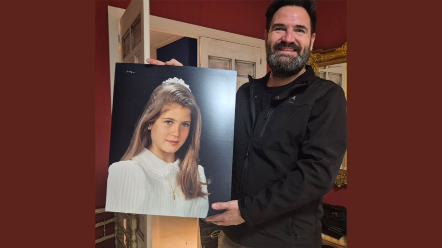 Escucha aquí a Carlos Sánchez, responsable del estudio de fotografía Enrique