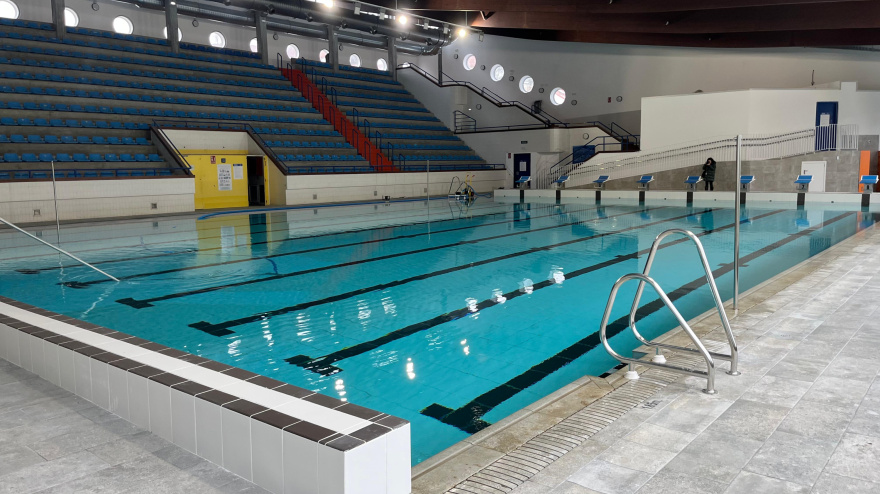 Renovada piscina del pabellón de Santa Isabel