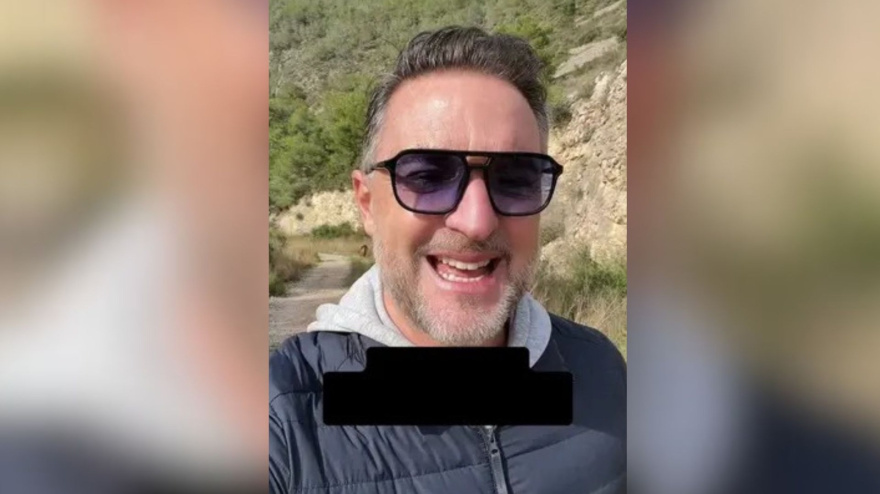 Xavi Abat en su último video de TikTok hablando sobre que pasa cuando cumple el hijo 18 años