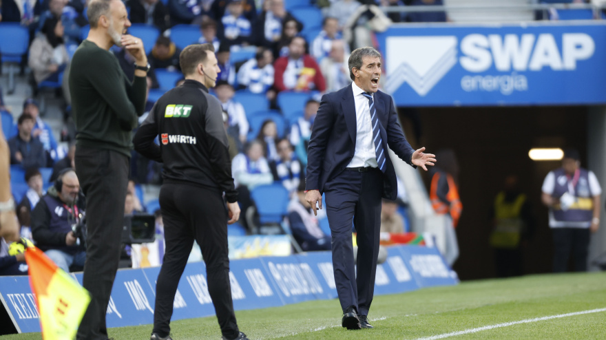 Guillermo Almada, durante el Real Sociedad-Oviedo