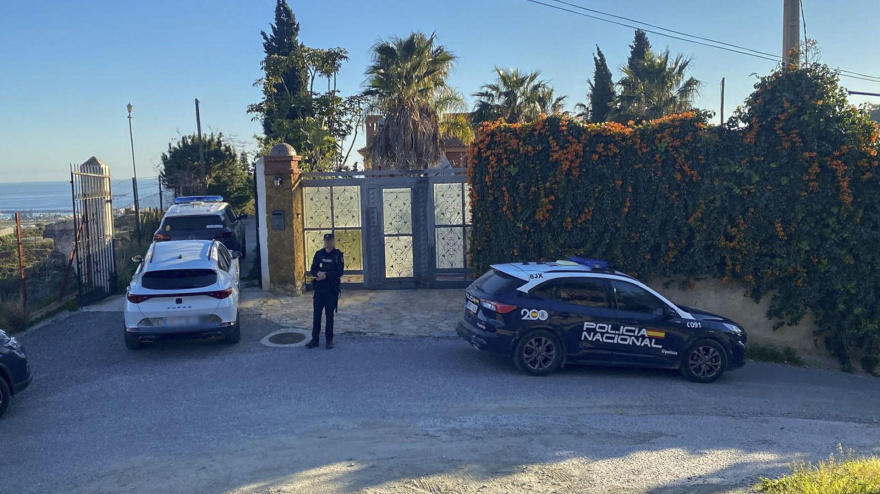Una niña de 13 años apuñalada a su madre en una casa rural de Motril