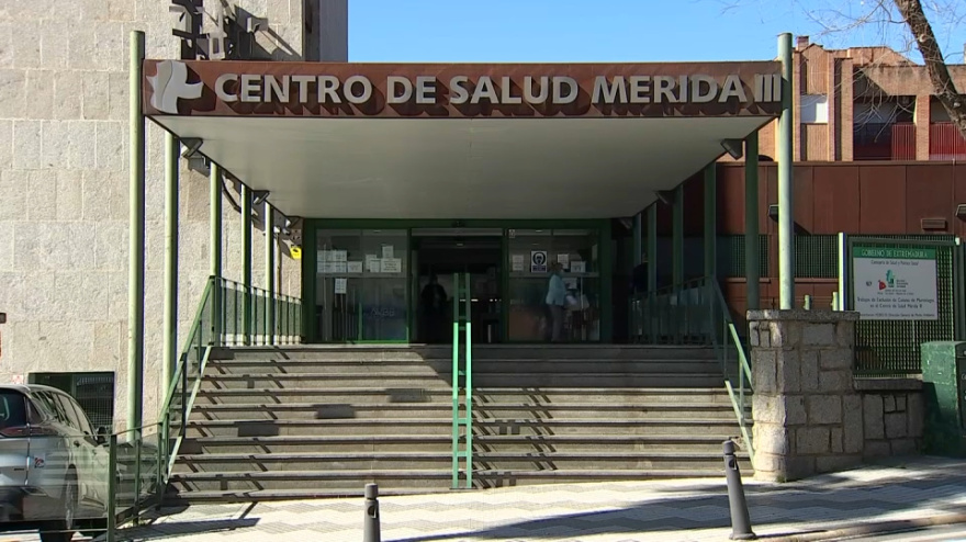 La odisea por una cita médica en Extremadura: 14 días de espera para un paciente oncológico