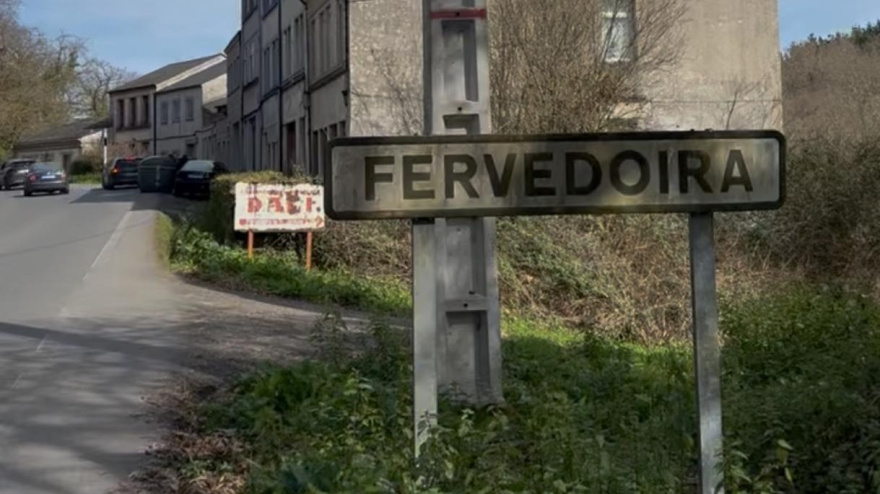 La Fervedoira es uno de los principales accesos a la ciudad desde el Polígono das Gándaras, el Autovía del Noroeste y el Hospital Universitario Lucus Augusti (HULA)