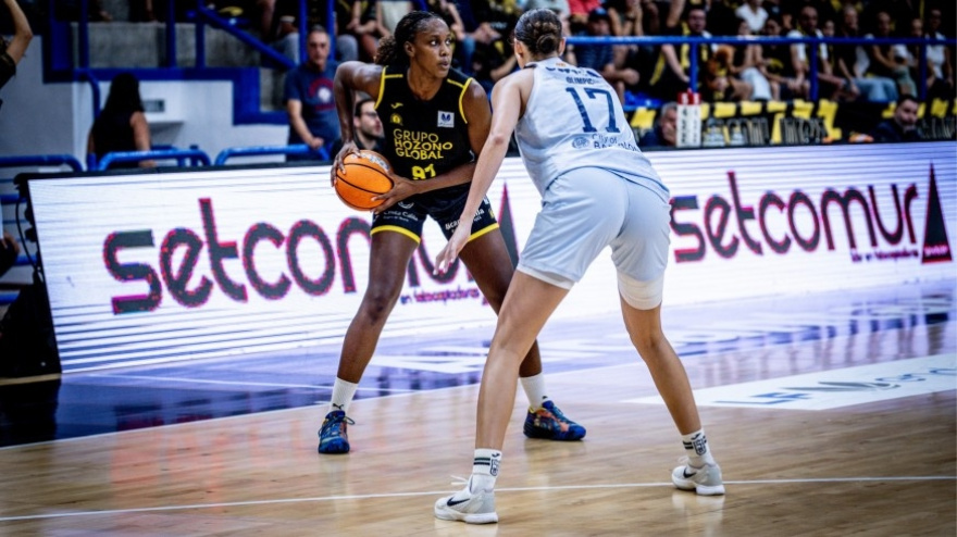 Kendra Chery, en el Jairis, antes de fichar por Valencia Basket
