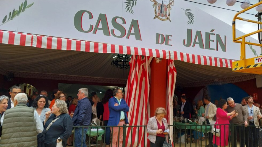 Caseta de la Casa de Jaén en la Feria de Abril de Sevilla
