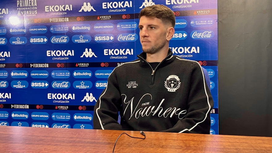 Alberto Toril, en su presentación como jugador del Hércules.