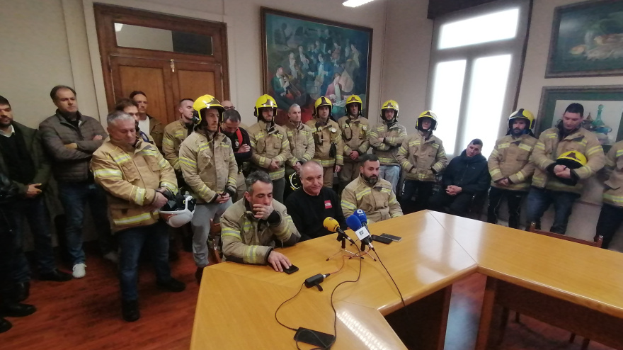 Los bomberos de Ferrol este miércoles en rueda de prensa en  Ferrol