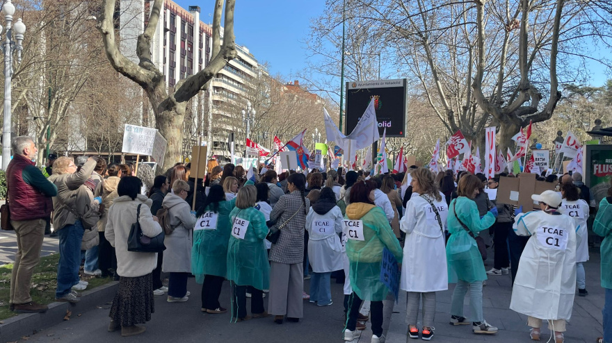 Los técnicos de enfermería se plantan y exigen la reclasificación profesional que les corresponde por ley