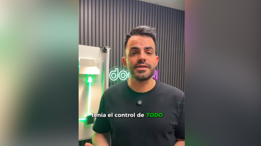 Ricardo Abellán, electricista