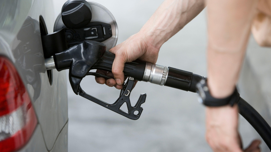 Bombas de gasolina en la gasolinera. Gipuzkoa, Euskadi