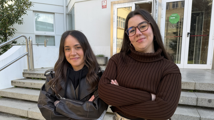 Lucía Martínez y Xuliana Lorenzo, presidenta e vicepresidenta del Comité Organizador del XIV Congreso de Estudiantes de Podología de Galicia