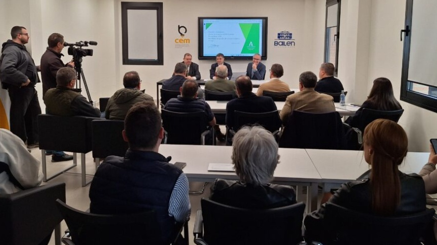 Andalucía presenta la nueva ley para 'revitalizar' sus polígonos industriales