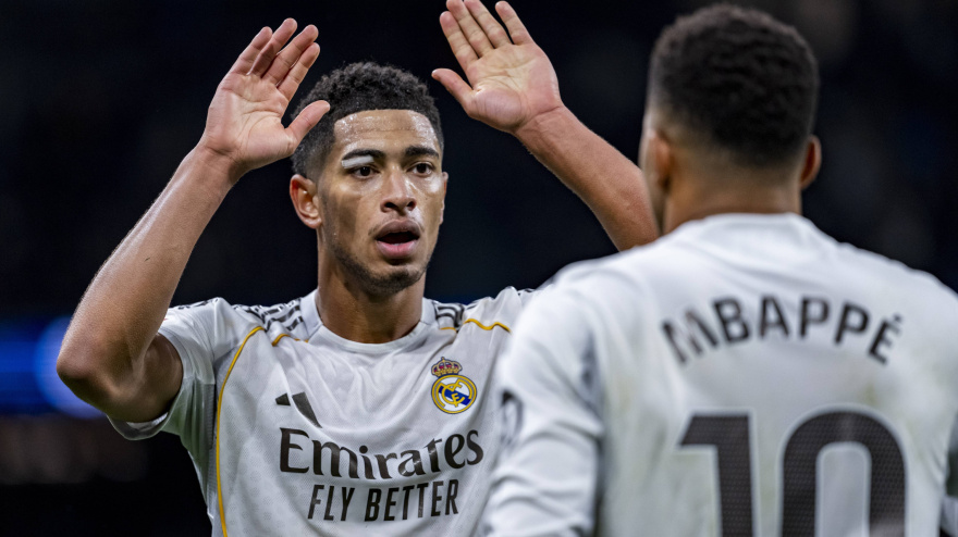 El inglés y el francés se saludan durante un partido del Real Madrid esta temporada.