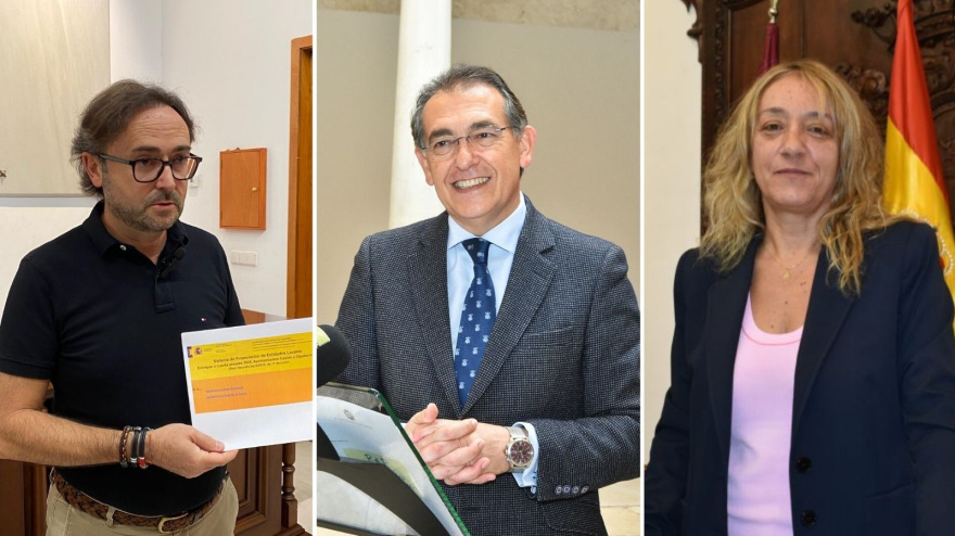 Isidro Abellán y María de los Ángeles Mazuecos, concejales del PSOE en Lorca. Santiago Parra, concejal de Cultura del Ayuntamiento de Lorca