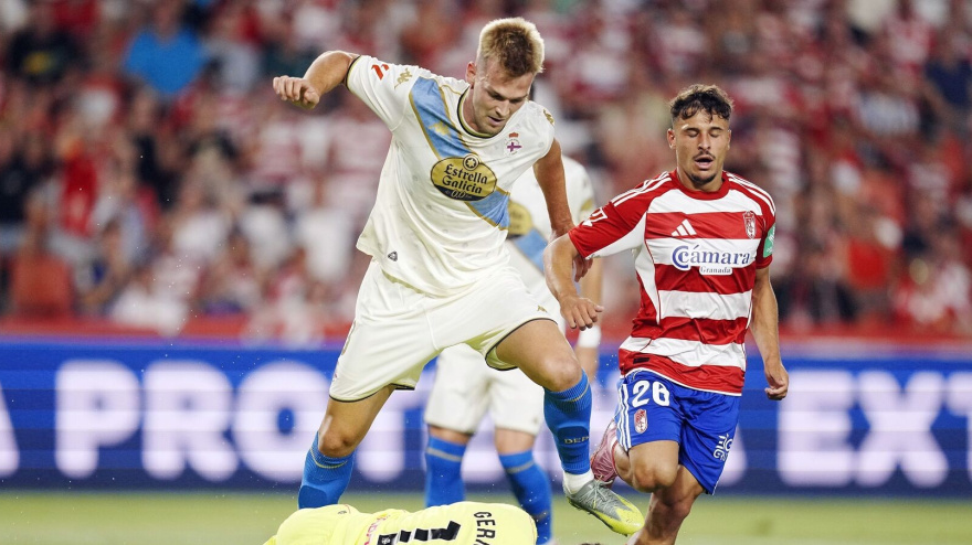 Rodelas en el partido de la primera vuelta que enfrentó al Granada con el Deportivo