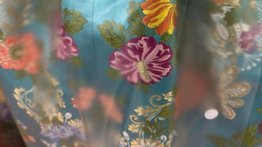 Cubrefaldas de fallera