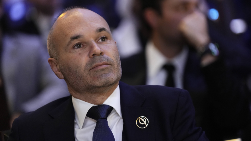 Andrés Iniesta durante los Globe Soccer Awards 2025