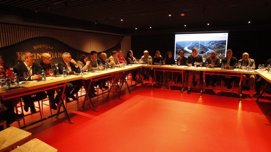 Reunión López Campos