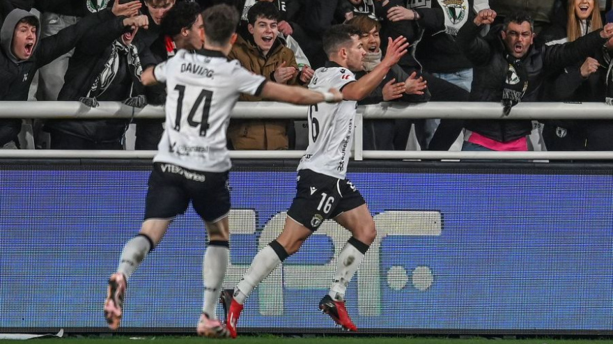 Curro celebrando su gol ante el Mirandés