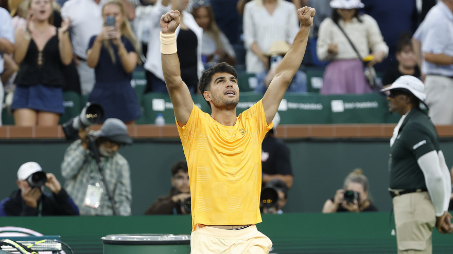 Carlos Alcaraz aún no conoce la derrota en 2026 y ya está en tercera ronda en Indian Wells.