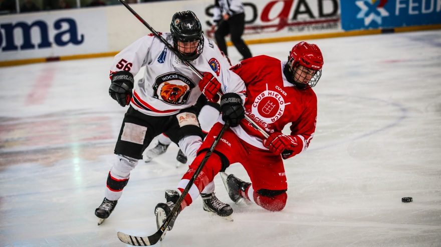 Imagen del último partido. Foto:  LUCIA BENAISA