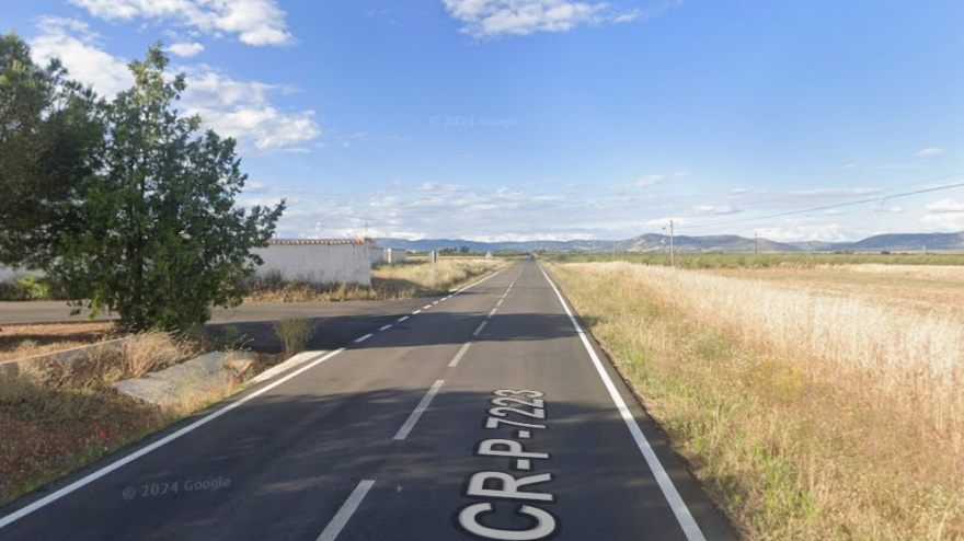 Carretera CR-7223 entre El Robledo y El Torno