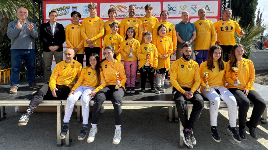 Parte de la expedición almuñequera