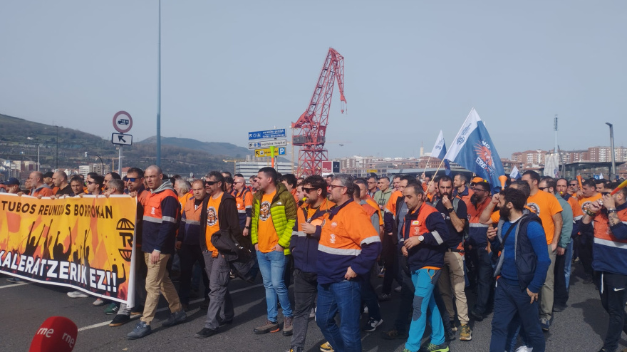 Manifestación de los trabajadores de Tubos Reunidos