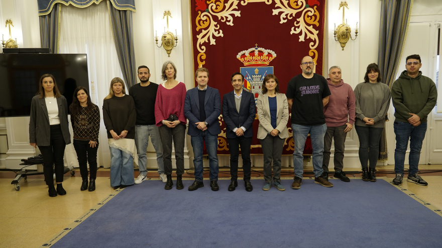 Toma de posesión de los nuevos auxiliares administrativos del concello de Ferrol