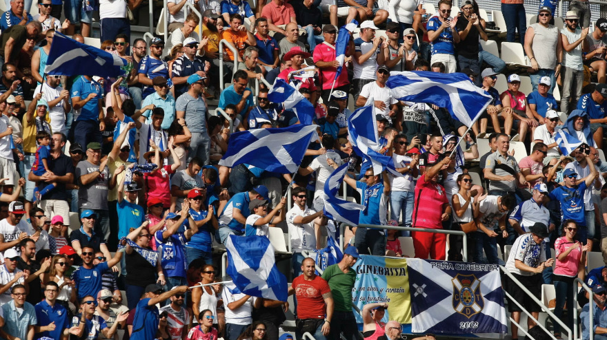 La afición del CD Tenerife, en un partido de esta temporada.