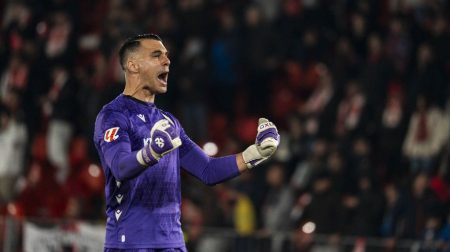 Arribas catapulta al Almería al ascenso directo