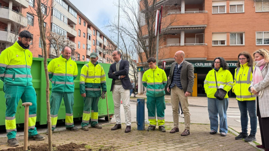 La plantación de árboles ha comenzado en el Nuevo Cáceres
