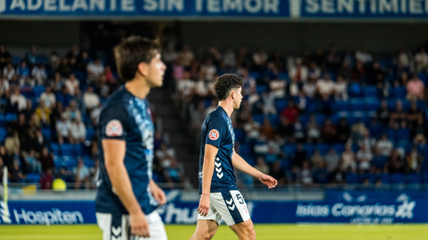 Los jugadores del Celta Fortuna, tras el 4-0 del Heliodoro.