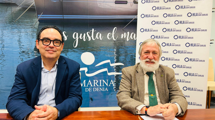 El gerente del Hospital San Carlos, David Vanyo, y el Director de Marina Dénia, Gabriel Martínez