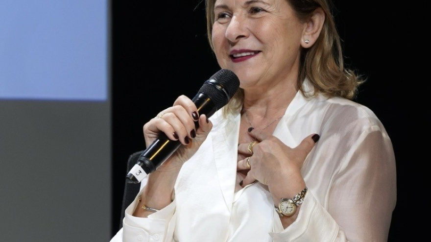 La directora del Teatro Principal, Olga Mojón, en la presentación de la nueva producción en Madrid