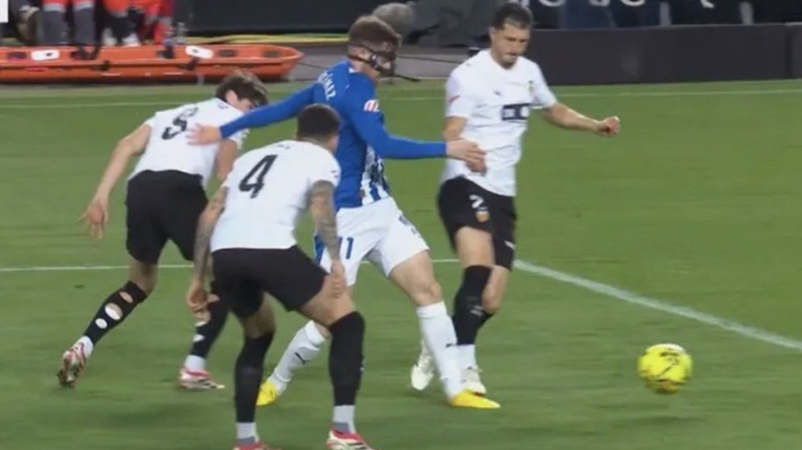 El CTA no vio penalti de Guido sobre Toni Martínez