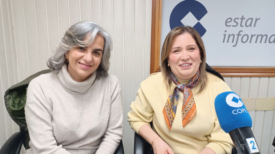 Susana Oreona, farmacéutica y nutricionista, y Marta Vázquez, gerente de la Cooperativa O Val