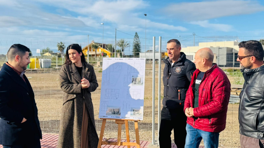 María Hernández, concejala de Urbanismo de Lorca, presenta la nueva fase de viviendas en Lorca