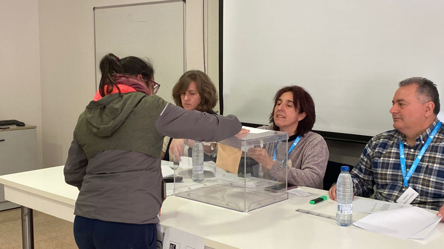 En COPE nos hemos acercado al Centro San Juan de Dios de Valladolid para ver de cerca la simulación de voto de las personas con discapacidad intelectual