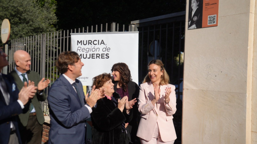 María Jover, primera Jueza de España, recibe su homenaje