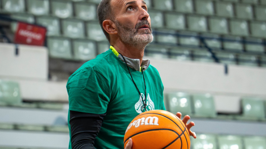 Sito Alonso se solidariza con los enfermos de ELA