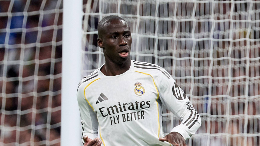 Mendy durante el Real Madrid - Manchester City