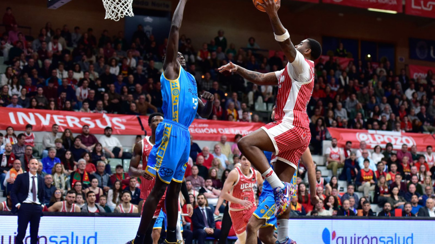 Sito Alonso destacó la evolución de Kelan Martin