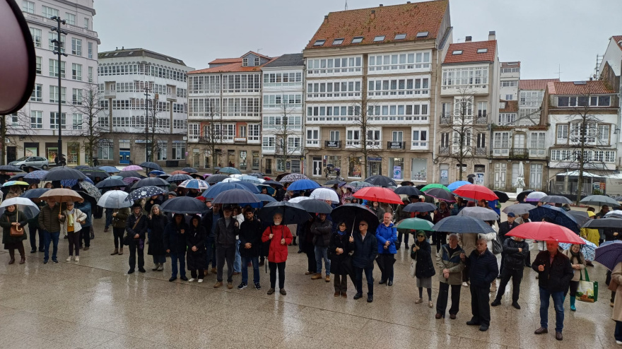 La concentración contra la guerra tuvo lugar en la Plaza de Armas de Ferrol