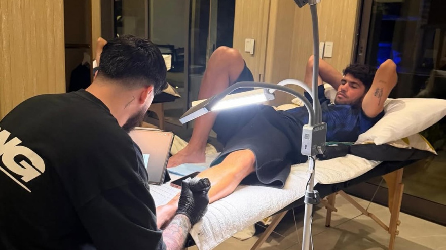 Carlos Alcaraz se tatúa el cangura